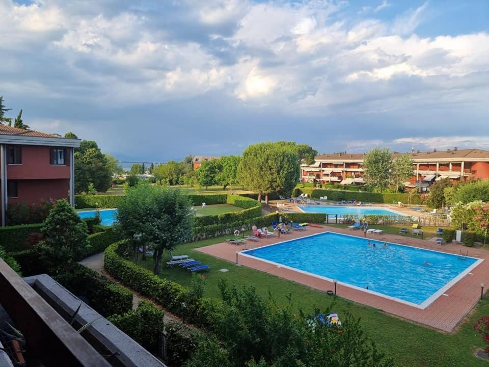 Home Gardaview Desenzano Дезенцано-дель-Гарда Екстер'єр фото